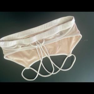 Lululemon sports bra. White. Size 8.